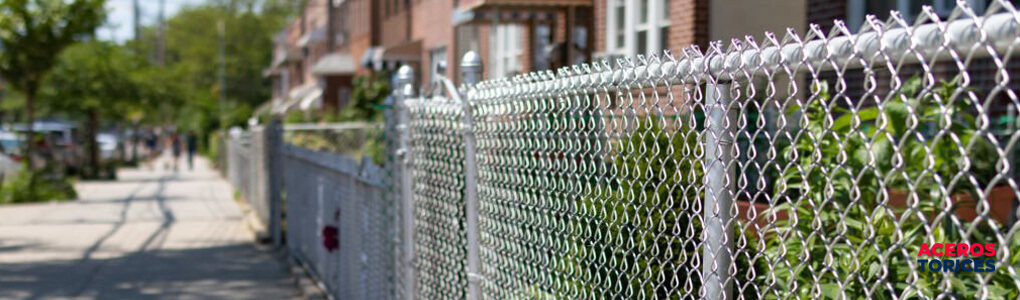 cerca hecha con alambre galvanizado Cerca hecha con alambre galvanizado