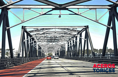 Puente construído con acero
