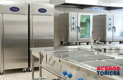 equipos de cocina ejemploe de materiales decapados Equipo alimenticio creado a partir del decapado