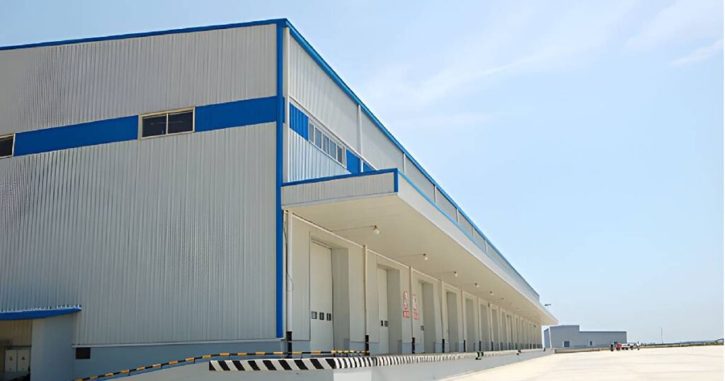 Nave industrial hecha con lamina metalica Nave industrial hecha con lámina acanalada trapezoidal