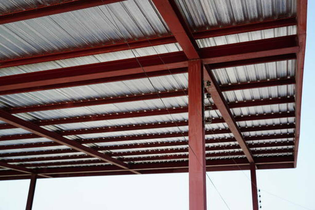 Construcción de entrepiso con lámina Losacero instalada