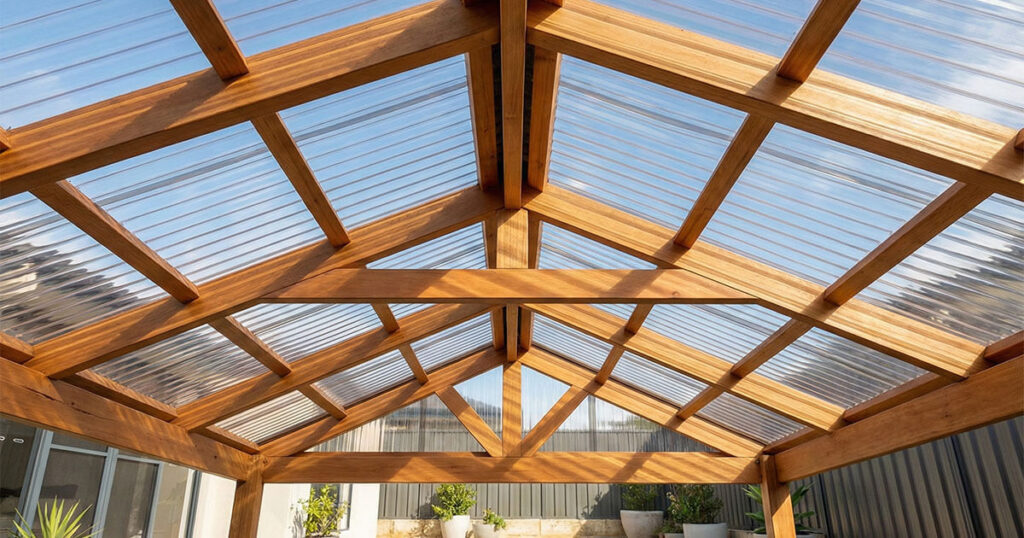 Armazón de madera con cubierta de lámina de acrílico